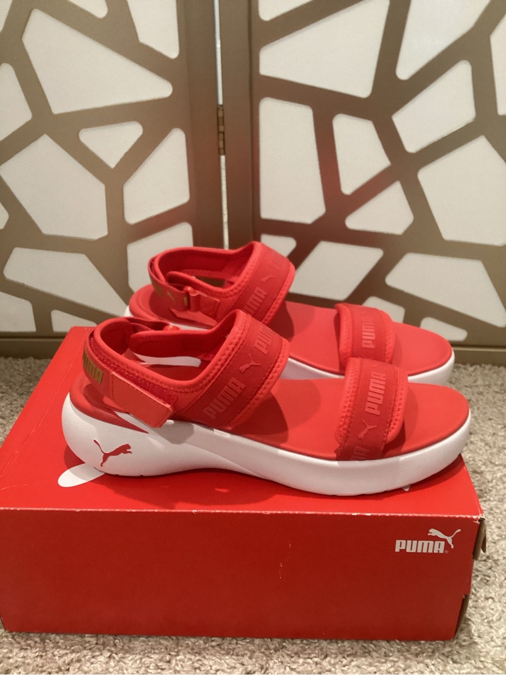 PUMA Red Sport Platform Sandals Women’s Size 9